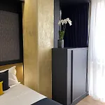 Plebiscito Boutique ナポリ
